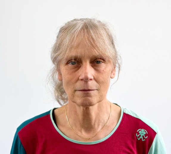 Jana Starčuková, Researcher