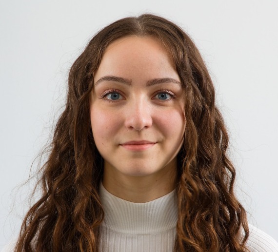 Denisa Hývlová, Ph.D. Student